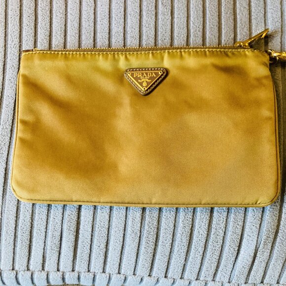 ✨Prada Cosmetic Bag Olive Gold Unique hard to find color✨ Pristine✨ - Picture 15 of 16